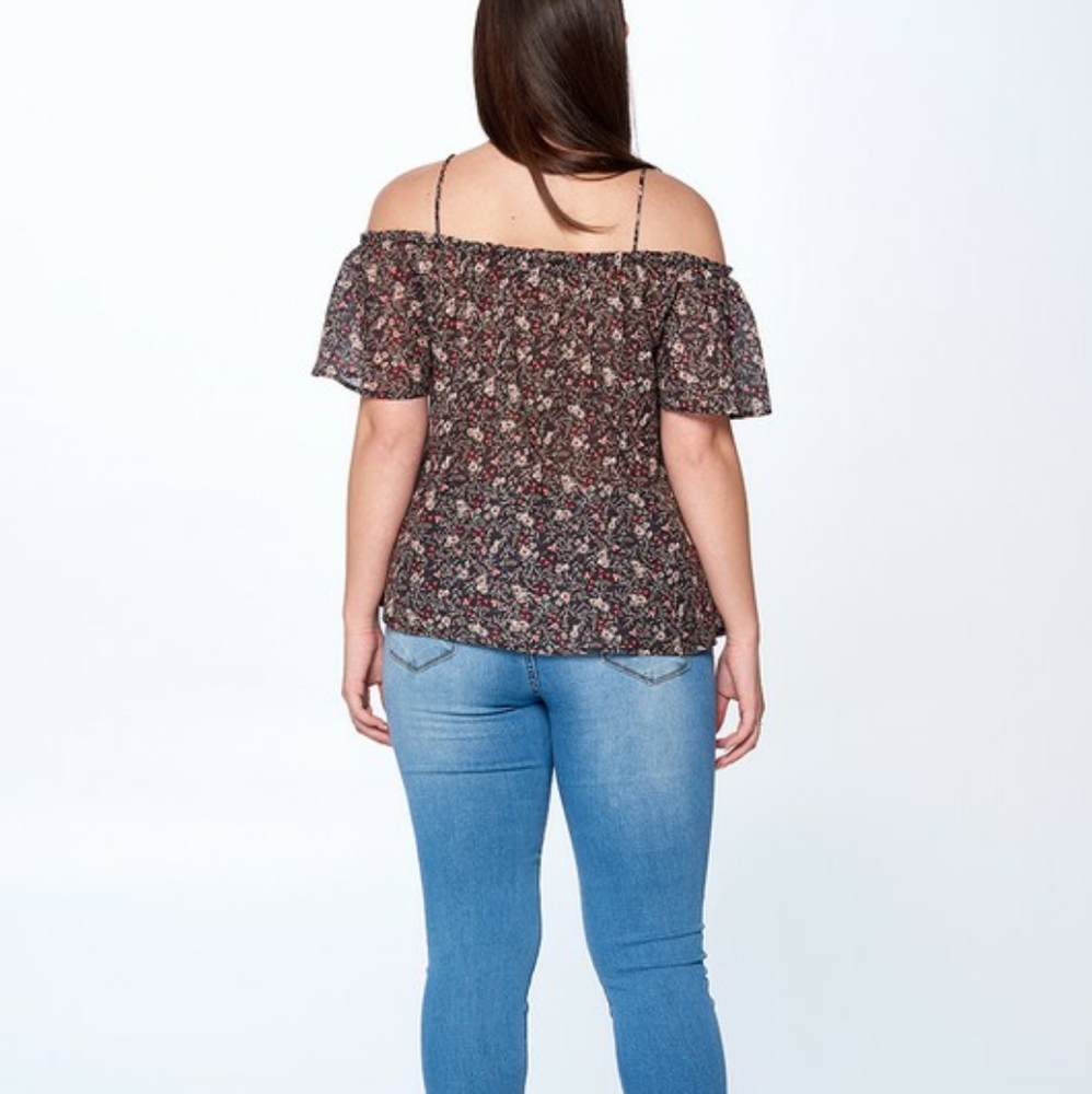 Floral Off Shoulder Plus Size Top - Picture 5 of 5